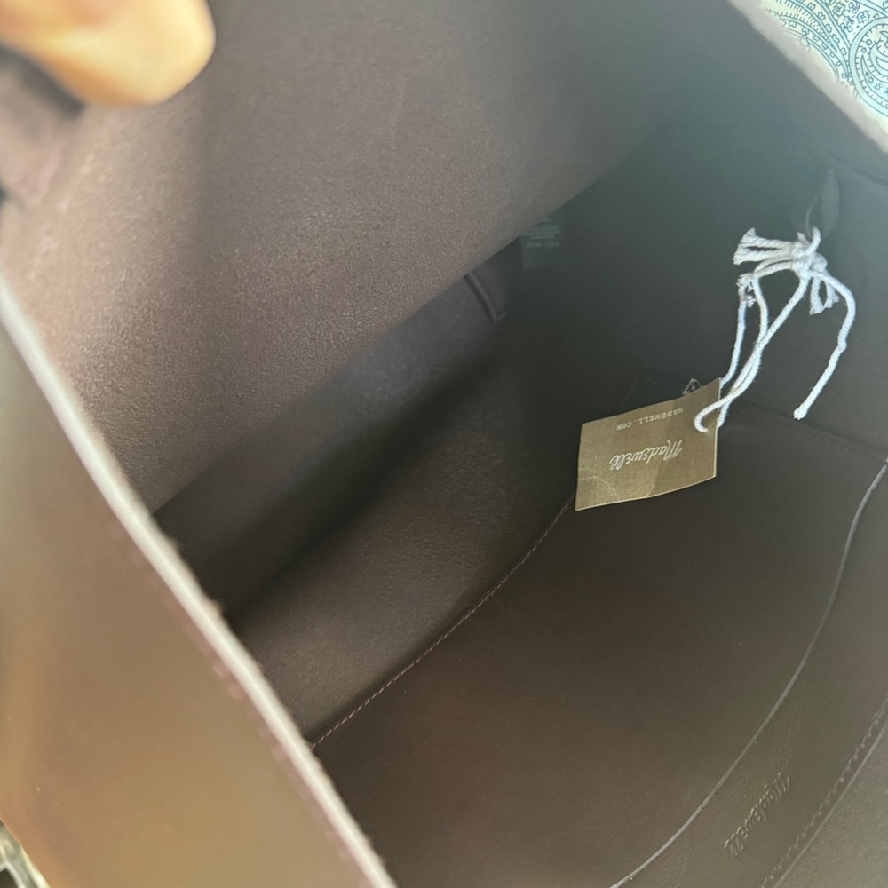 Madewell Chocolate Brown Leather Crossbody Tote with Gold Hardware - Picture 9 of 9